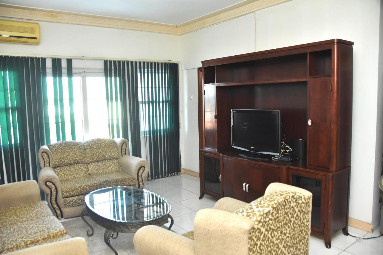 Embassy Deluxe Apartment Kingston Ngoại thất bức ảnh